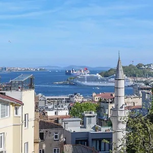  Hotel Galata