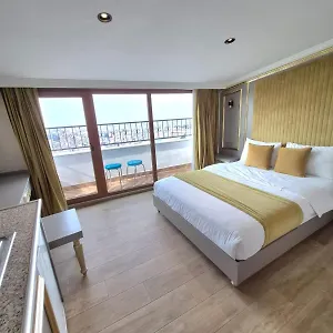 Taksim La Marino Apart Otel